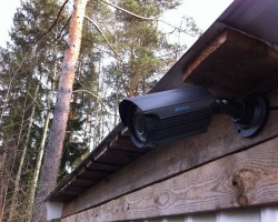 Установка системы видеонаблюдения на даче